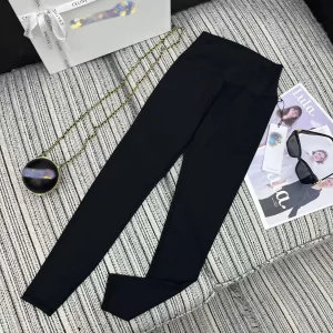 women black high elasticity cotton yoga pants.